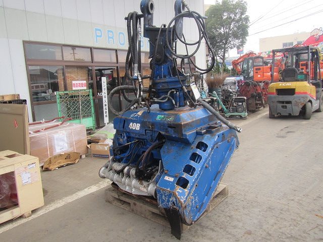 GPi40B